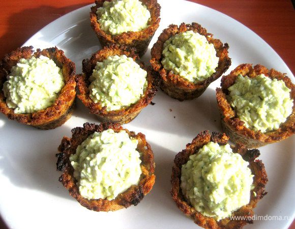 Итак...,начинки хватает с горкой на 7 корзиночек!