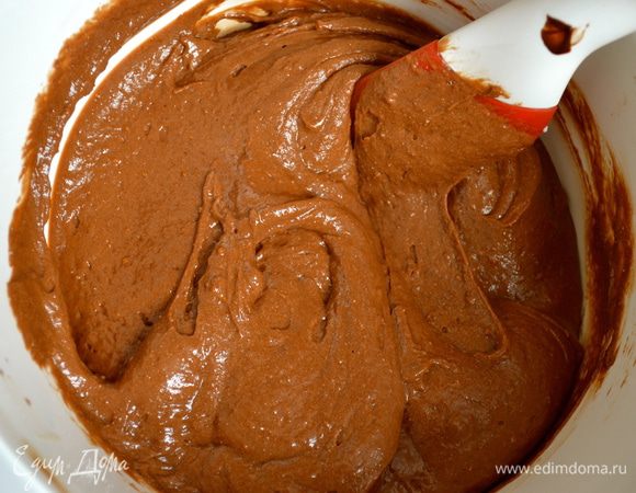 В итоге получится гладкая пышная масса.