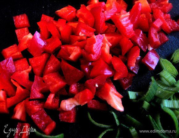 Измельчаем кубиками...