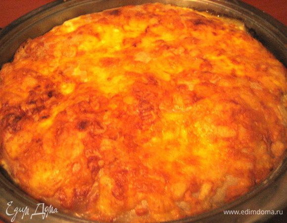 Выпекаем минут 40-45 при 190*,на полпути щедро присыпав сыром!