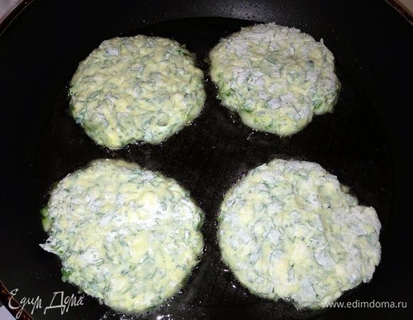 Обжарить на растительном масле...