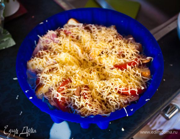 8) посыпьте всё тертым сыром