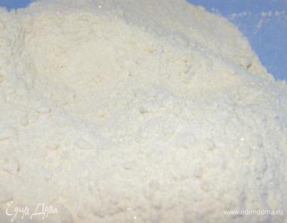 Соединить сухие ингредиенты: белый шоколад, мука, сахар, разрыхлитель.