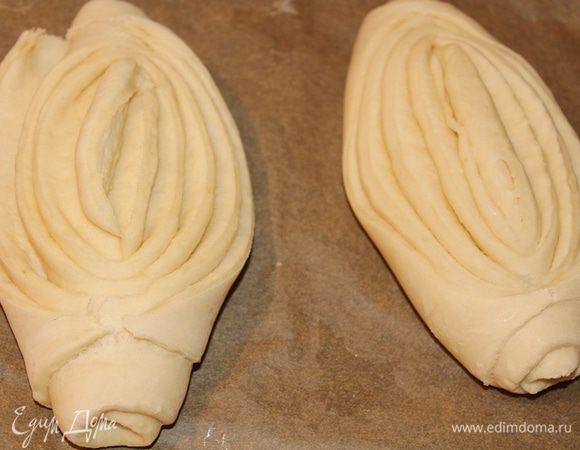 Через час хлебушек раскрылся.