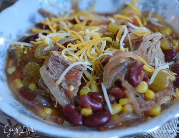 Готовое блюдо подаем посыпав сверху тертым сыром.  Приятного аппетита.