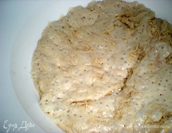 У меня стояла закваска часов 15-17. Это тоже допустимо. Вот такая она стала.