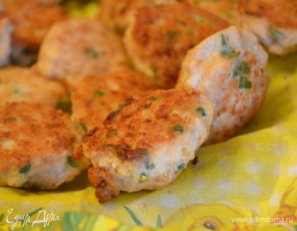 Убрать их на салфетку, чтобы убрать лишний жир. 
