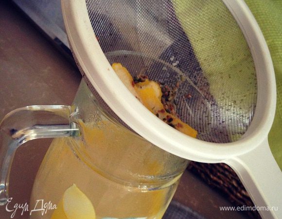 Смесь процедить и оставить остывать...