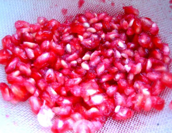 Косточки выбрасываем.