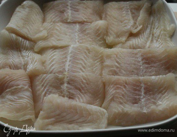 Выложить в смазанную оливковым маслом форму для запекания.