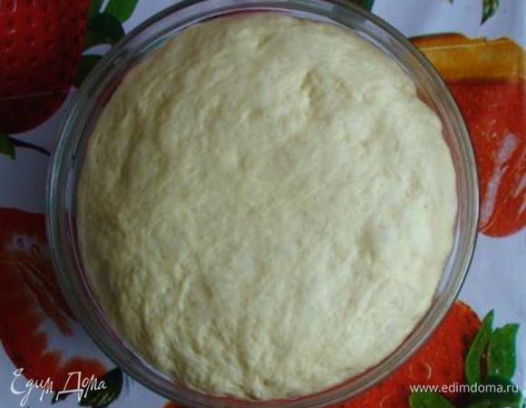 Тесто увеличивается в объеме примерно в 4 раза.