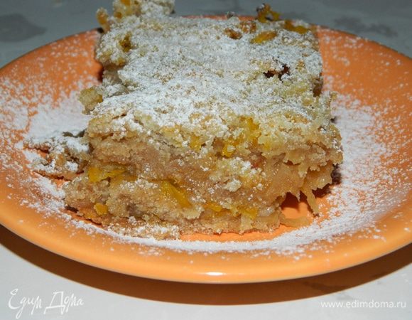 Печь до образования коричневой корочки. Достаем из духовки, порционно нарезаем и наслаждаемся.