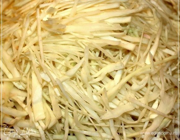 Нашинковать достаточно тонко.
