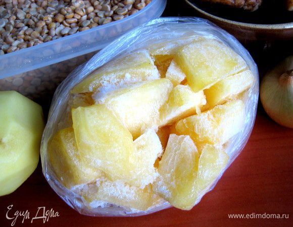 Берём немного тыквы (у меня замороженная партия).