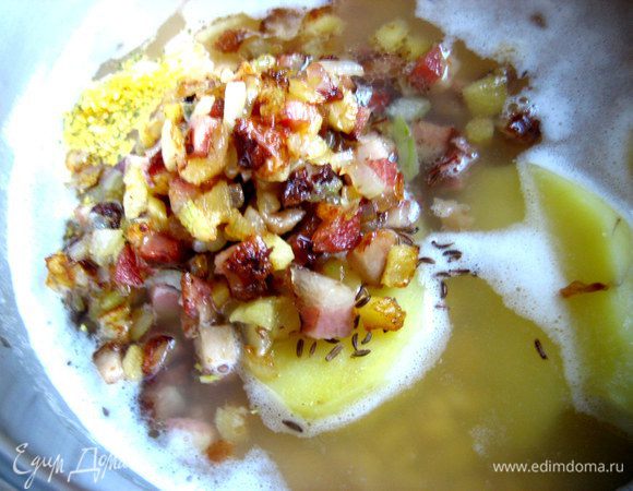 Отправляем к супу зажарку.