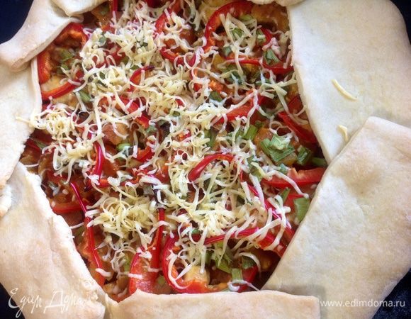 Готовую галету посыпать тертым на мелкую терку пармезанам. И подовать к столу!
Приятного аппетита!)
