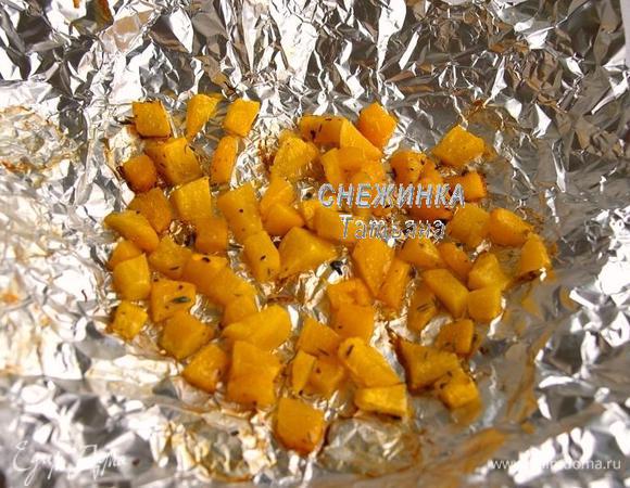 Ставим запекаться в духовку, разогретую до 200С, на 15 минут до мягкости.