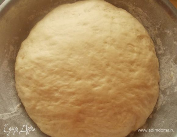 Поставить в теплое место на час, для увеличения в два раза.