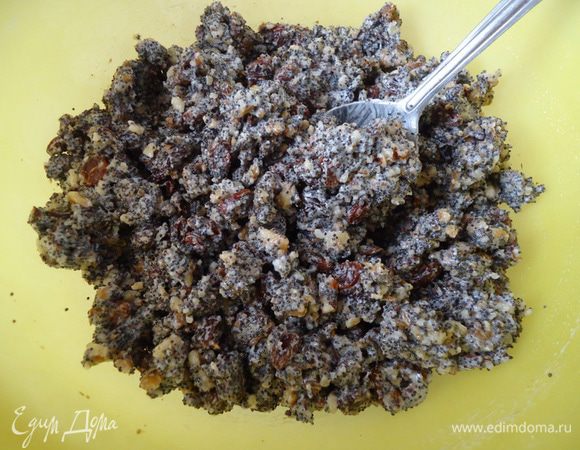 И соединить с сухими ингредиентами.


