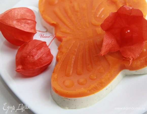   Украсить физалисом. Вот такая получилась бабочка! Наслаждайтесь!