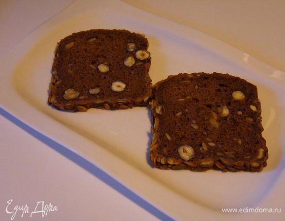 Собственно, вот какой я хлеб использовала. Без дрожжей, между прочим. Только на закваске.