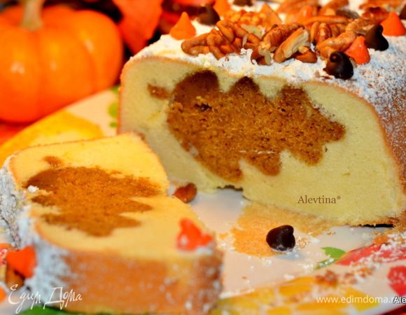 Разрезаем и подаем к столу. Приятного аппетита.