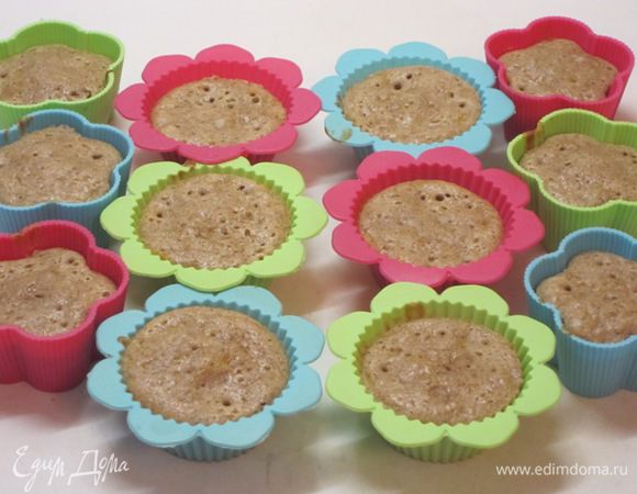 Выпекать 20-25 минут при 180 С.