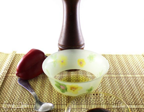 Подготовить ингредиенты для соуса. 