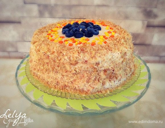 Ставим торт для пропитки в холодильник,пропитаться на два три часа....
Приятного чаепития!!!!!!