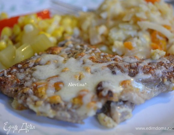 Подаем к столу поделив на 4 порции. Приятного аппетита.