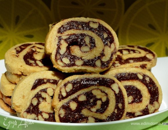 Дадим остыть и подаем к столу. Приятного чаепития.