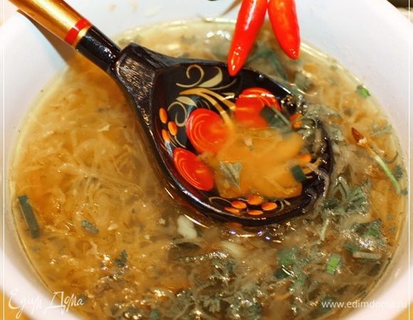 Перетрите стручёчек, прямо ложечкой, в тарелке. И получайте острейшее (!!!) наслаждение.
Ангела вам за трапезой!!!
