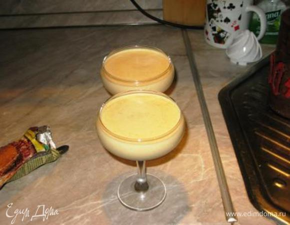 Разлваем массу по бокалам и ставим в холодильник минимум на 3 часа. Посыпаем корицей и подаем. Приятного аппетита!