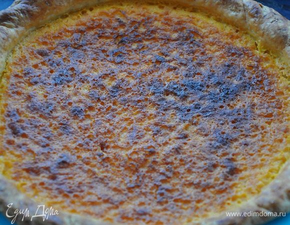 Вылить массу в форму и выпечь заранее нагретой духовке до 180 гр. 50 минут.
