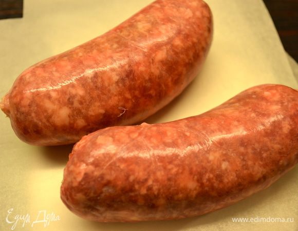 Пока настаивается рис, займемся колбасками... 