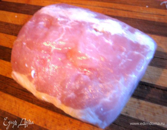 Мяско с небольшой полоской жира...