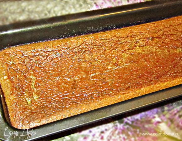 Аккуратно соединить и перемешать деревянной лопаткой печень и яичную смесь. В смазанную сливочным маслом форму (или маленькие формочки) выложить смесь. Запекать 40-45 мин в большой форме (30-35 мин в маленьких формочках) при температуре 150-170г.
Готовый флан охладить.