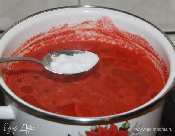 соль. Варим эту смесь примерно 1 час.