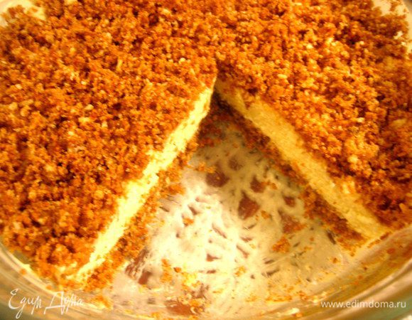 Как только желе схватится,тортик готов и можно вырезать кусочек на пробу.