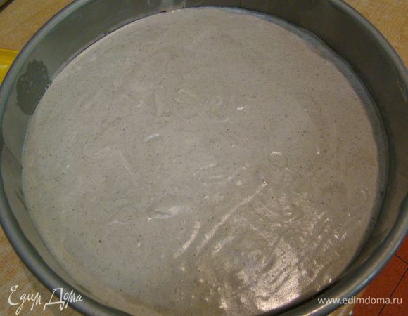 Выложить на зеленый мусс, поставить на 10 минут в холод.