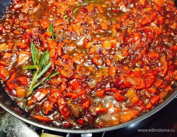 Добавить корицы.