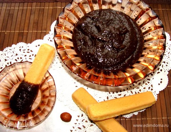 Приятного аппетита! После остывания, паста загустеет и так палочку уже не макнешь в нее))) На фото еще горячая)))