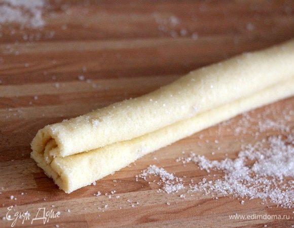 Складываем пласт еще раз.