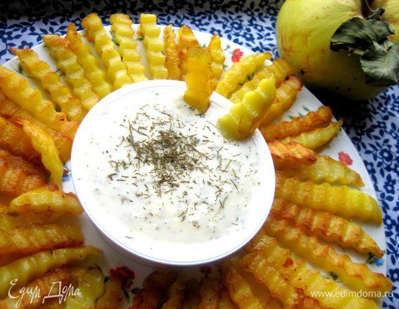 И макаем в него картофель)))