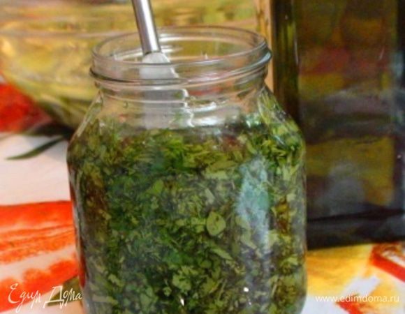 Влить масло и перемешать таким образом, чтобы масло попало до самого дна.