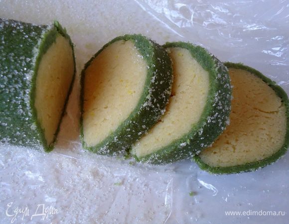 После вынуть заготовку из холода, разрезать на диски по 1-1,5 см.
