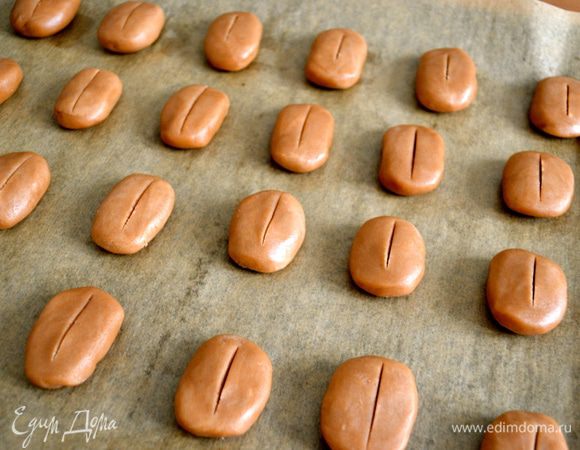 Выпекаем в разогретой духовке 12-15 минут.