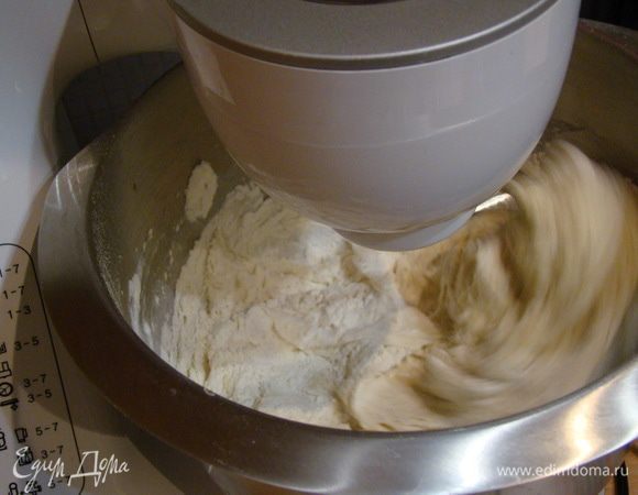 Еще муки (65 г).