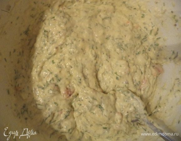 Соединить молочную и мучную смеси.  Тщательно перемешать.
Выложить тесто в формы для маффинов, выпекать при температуре 200 градусов 15-20 минут.