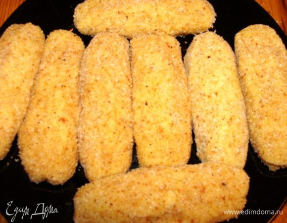 Из данного кол-ва продуктов у меня получилось 16 штук. В таком виде биточки можно заморозить. Хранится они будут хорошо и в любой момент, когда у вас не окажется врямя на приготовление капитального блюда, будут готовы с радостью вас выручить)))